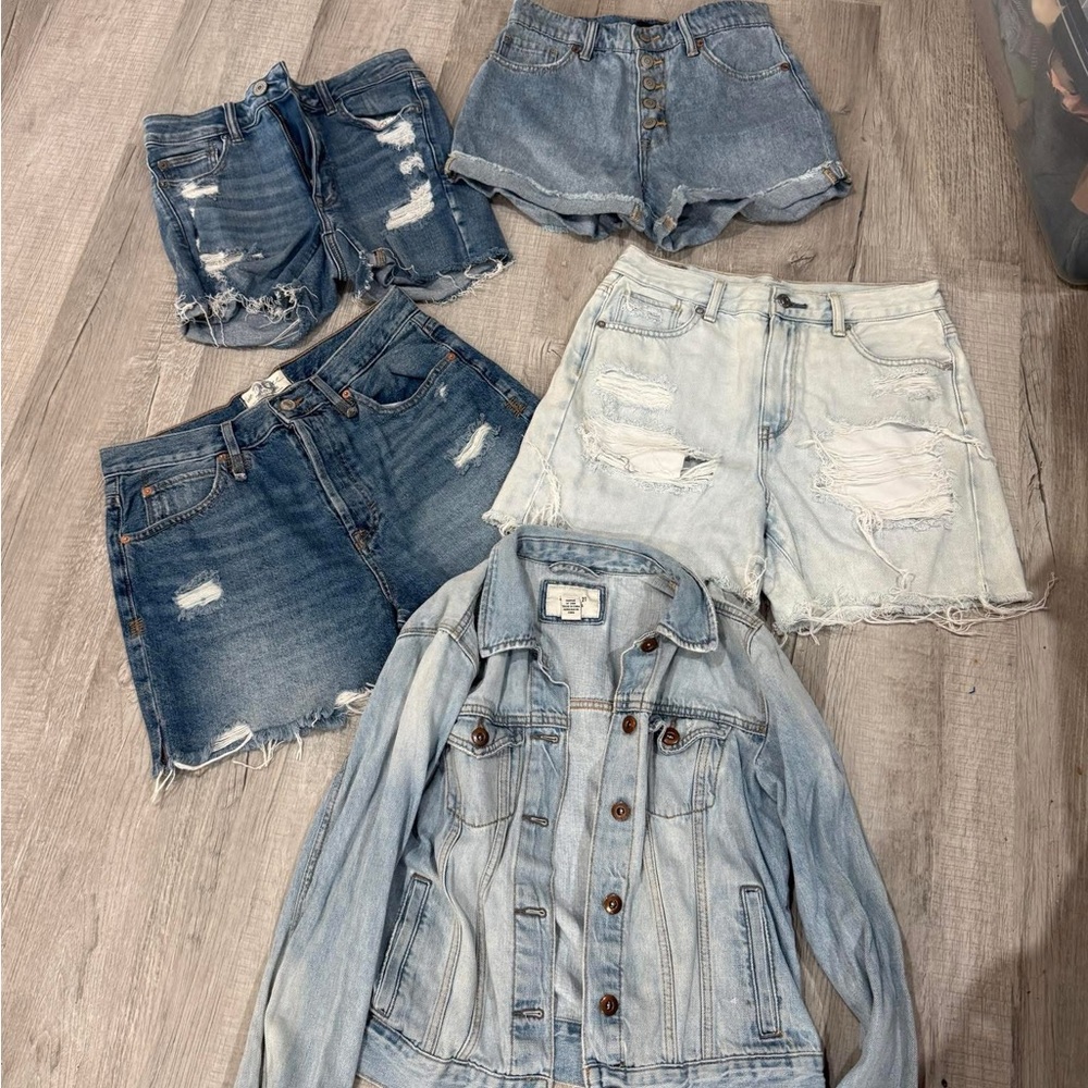 American Eagle Outfitters Blue and Light Blue Jean Shorts Collection